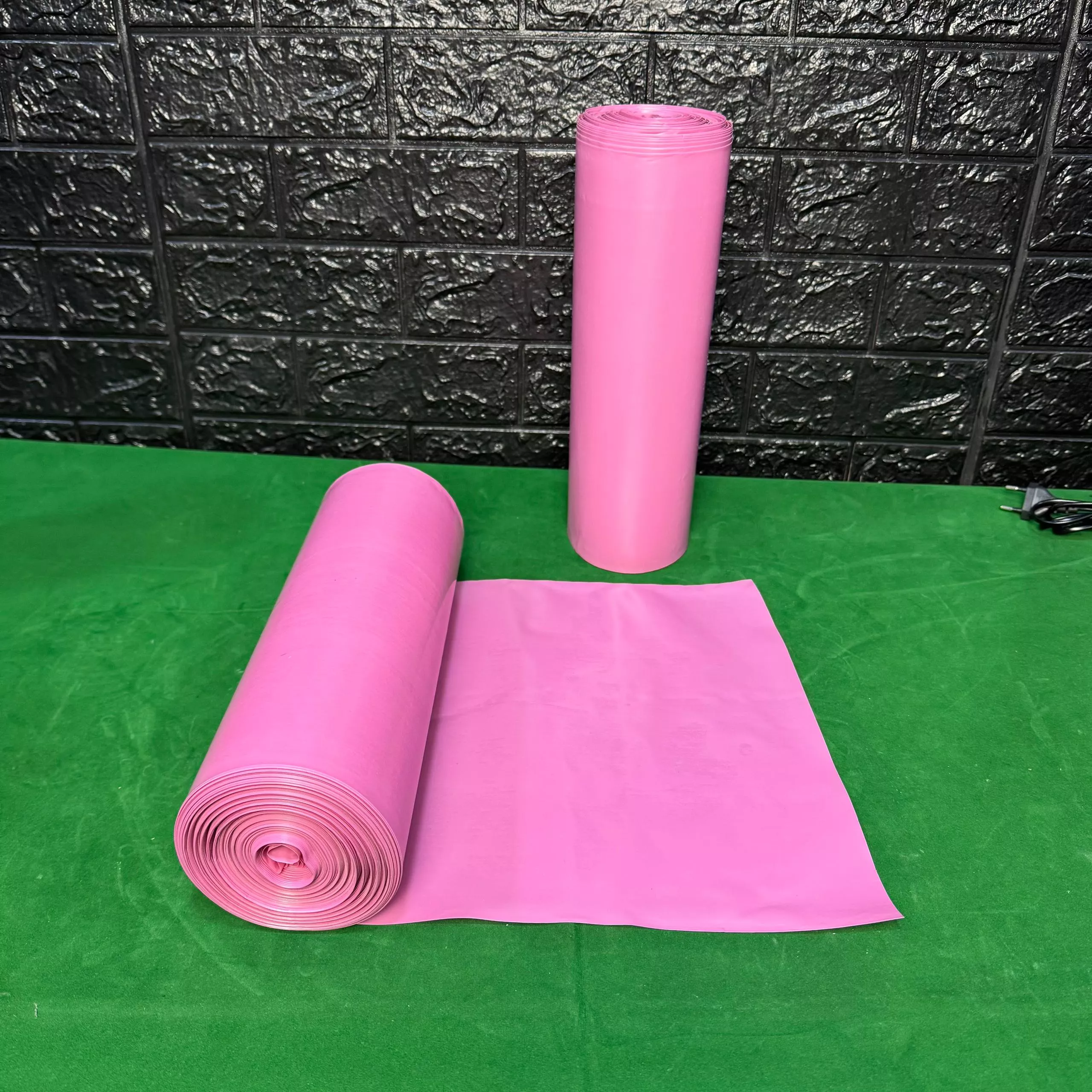 Rouleau Sac Expédition Rose 30 CM X 50 Mètres